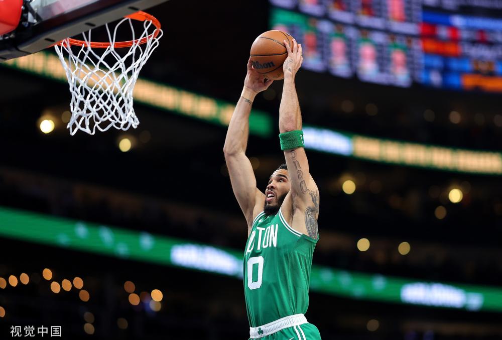 凭借怎样的 凭借怎样的